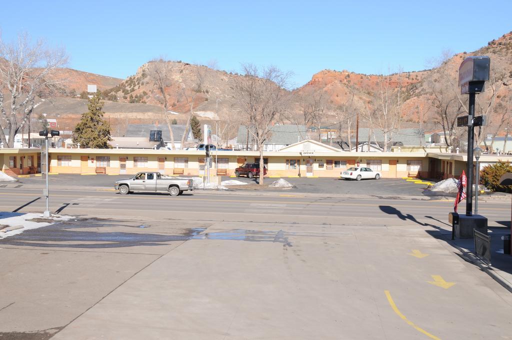 Rainbow Motel Thermopolis Esterno foto
