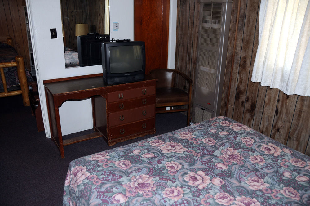 Rainbow Motel Thermopolis Esterno foto