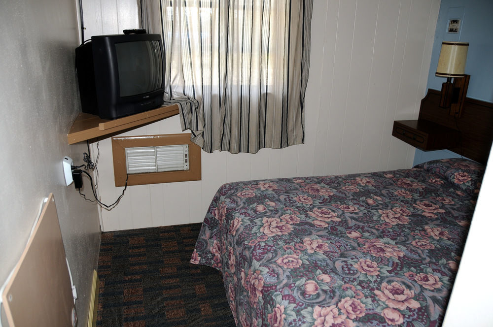 Rainbow Motel Thermopolis Esterno foto