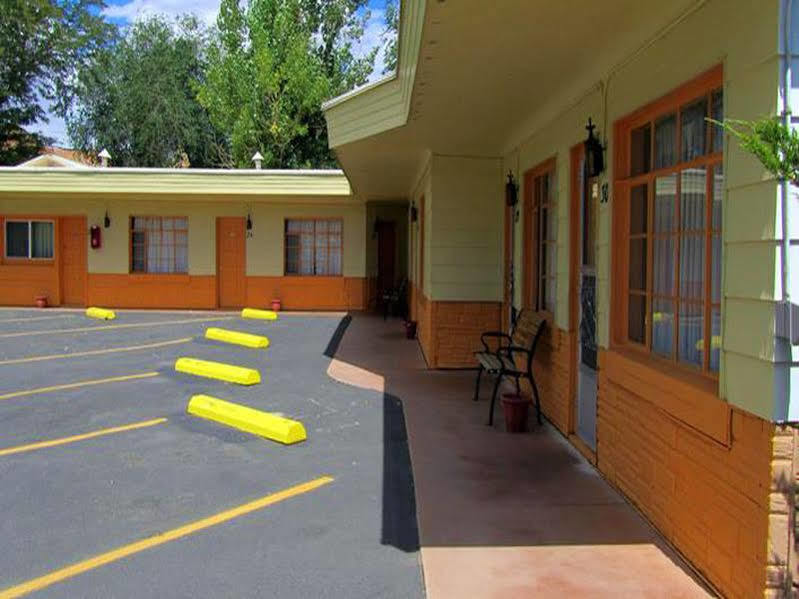 Rainbow Motel Thermopolis Esterno foto